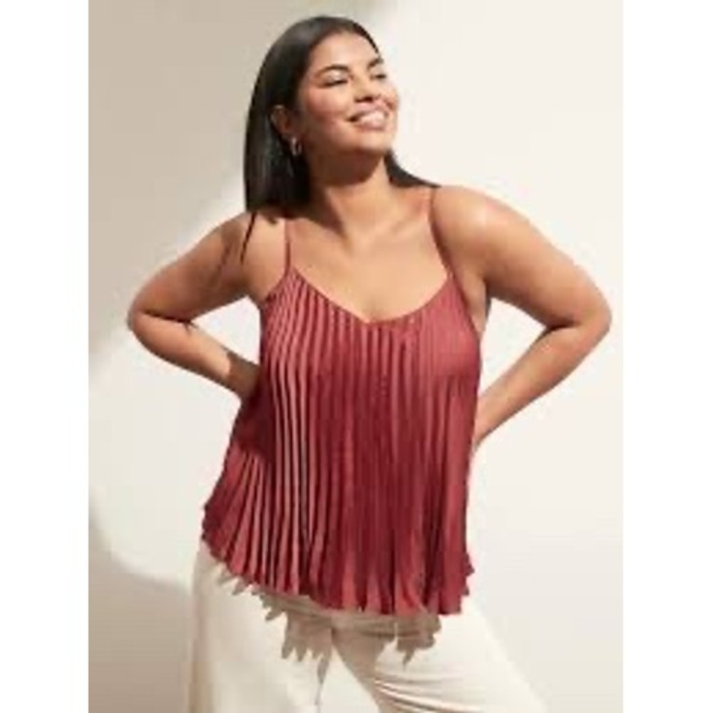 Banana republic pleated camisole top size M